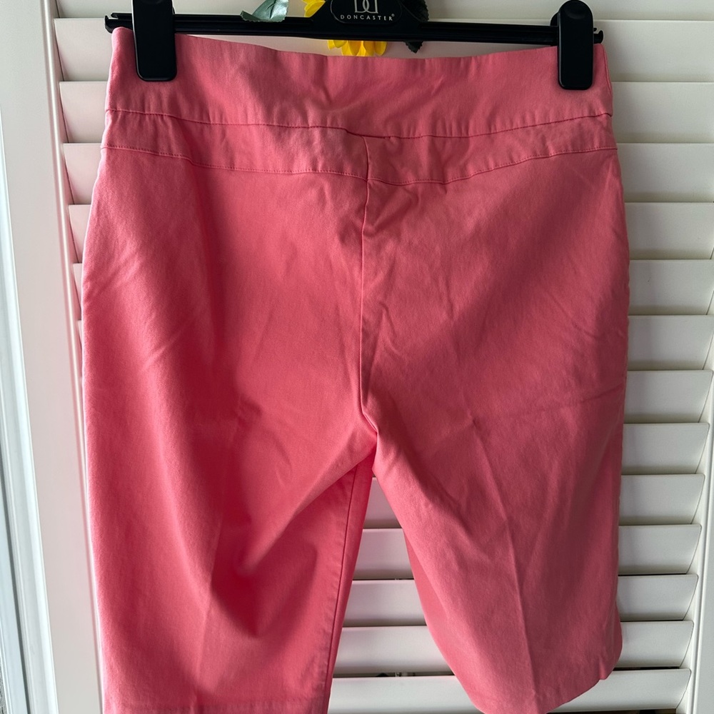 Tribal Pull on Shorts size 12 with 2 front pockets and faux fly - Picture 5 of 11